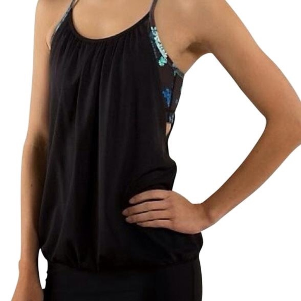 Lululemon No Limit tank built in bra floral print